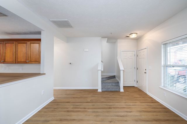 1011 Somerset Springs Dr, Spring Hill, TN 37174