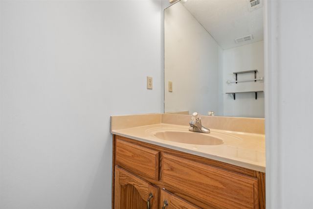 7361 APPLING RIDGE DR, Cordova, TN 38018