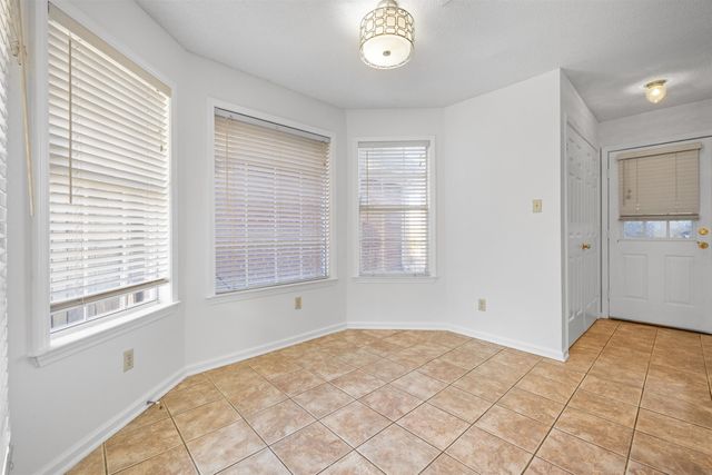 7361 APPLING RIDGE DR, Cordova, TN 38018