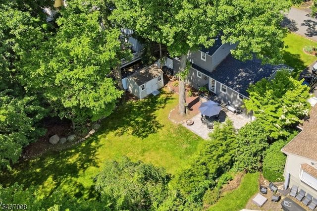 36 Calumet Ave, Oakland Boro, NJ 07436