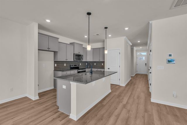 2027 Halton Oaks Drive, Spartanburg, SC 29303