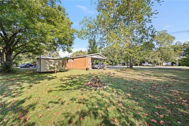 814 E J Street, Russellville, AR 72801