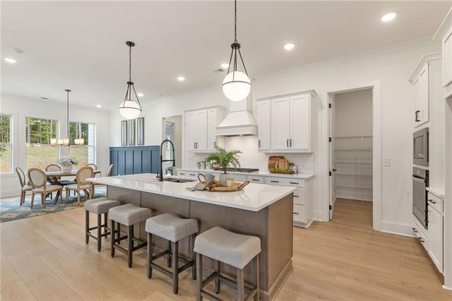 208 Knollwood Bend, Canton, GA 30115
