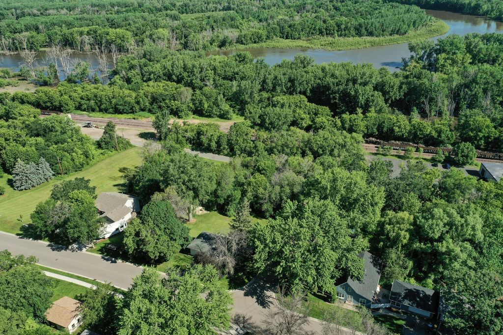 TBD LOT 4 & 6 W Beaver Street, Belle Plaine, MN 56011 — photo 2