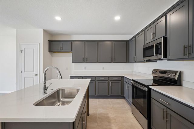 34559 TURPINS AVENUE, Zephyrhills, FL 33541