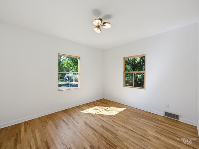 1516 N 26th St, Boise, ID 83702