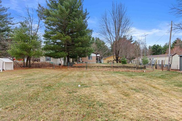 1925 Bighorn Drive, Arkdale, WI 54613