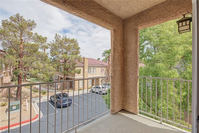 251 South Green Valley Parkway 4122, Henderson, NV 89012