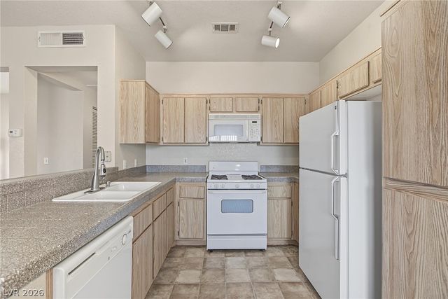 251 South Green Valley Parkway 4122, Henderson, NV 89012