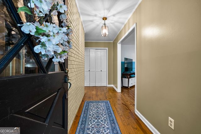 400 Darren Drive, Fayetteville, GA 30215