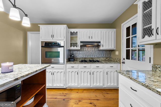 400 Darren Drive, Fayetteville, GA 30215