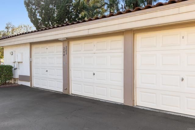 12555 Oaks North Drive 203, San Diego, CA 92128