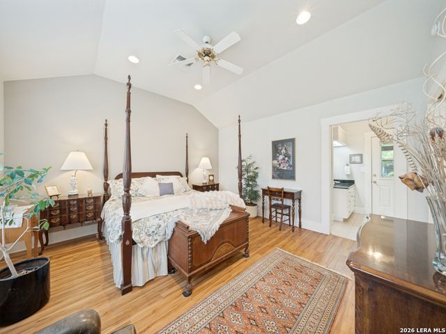 217 W Morse St., Fredericksburg, TX 78624