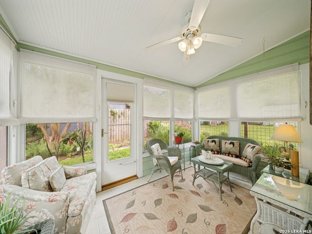 217 W Morse St., Fredericksburg, TX 78624