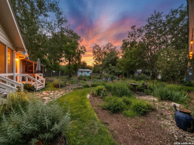 217 W Morse St., Fredericksburg, TX 78624