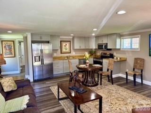 1638 Hughes Gap Road, Bakersville, NC 28705
