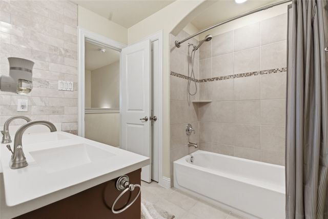 3215 Hyde Street, Irving, TX 75063