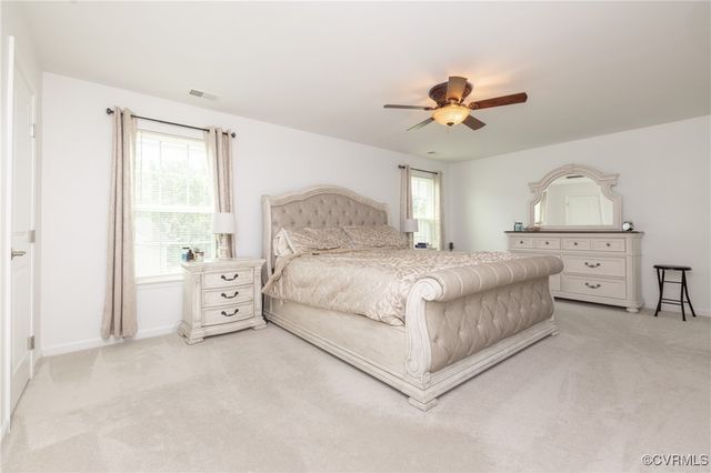 8724 Branchs Woods Ln, North Chesterfield, VA 23237