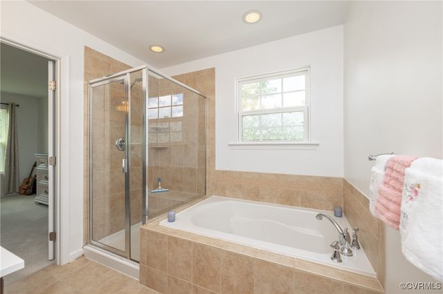 8724 Branchs Woods Ln, North Chesterfield, VA 23237