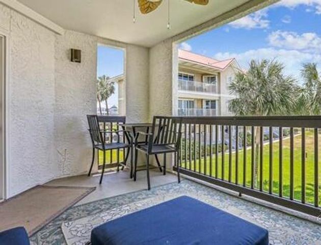 7453 Sunset Harbor Drive, 2-203, Navarre, FL 32566