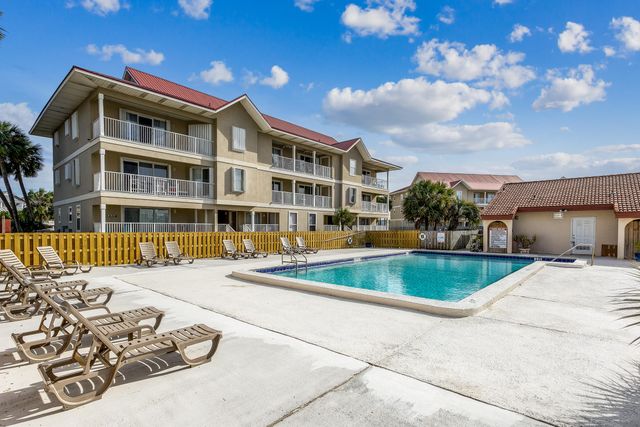 7453 Sunset Harbor Drive, 2-203, Navarre, FL 32566