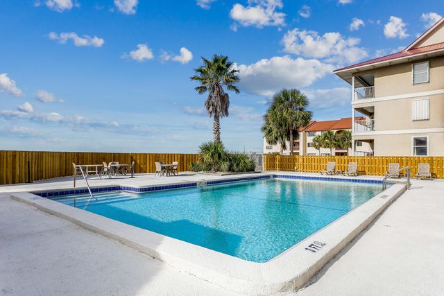 7453 Sunset Harbor Drive, 2-203, Navarre, FL 32566