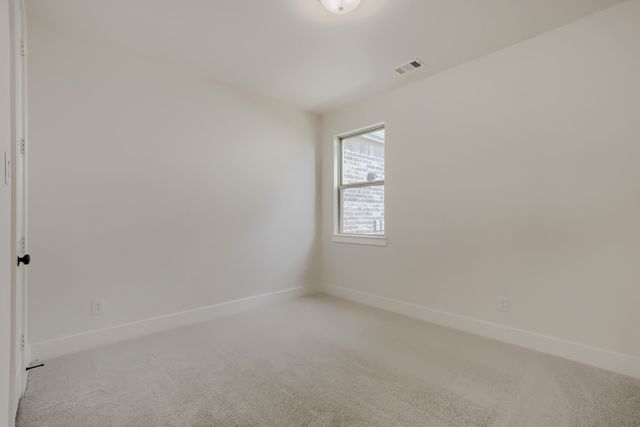 824 Stone Grove Road, Lavon, TX 75166