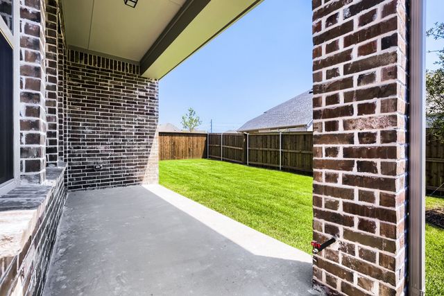 824 Stone Grove Road, Lavon, TX 75166
