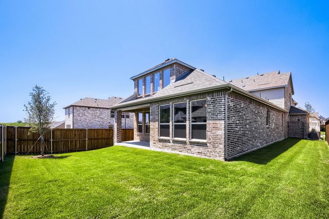 824 Stone Grove Road, Lavon, TX 75166