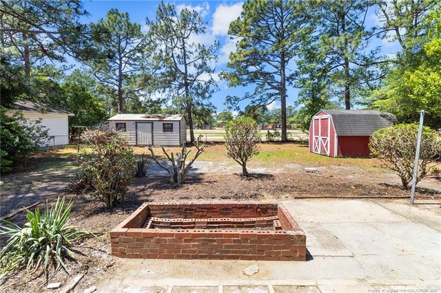 1826 Wayne Lane, Fayetteville, NC 28304