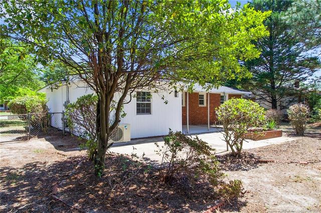 1826 Wayne Lane, Fayetteville, NC 28304