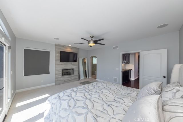 831 Frankfort Avenue, Huntington Beach, CA 92648