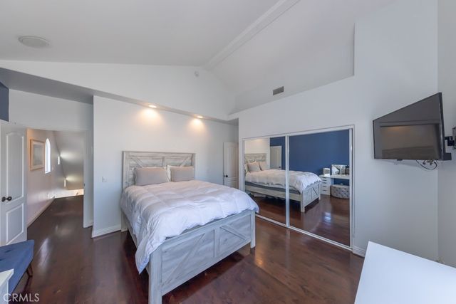 831 Frankfort Avenue, Huntington Beach, CA 92648