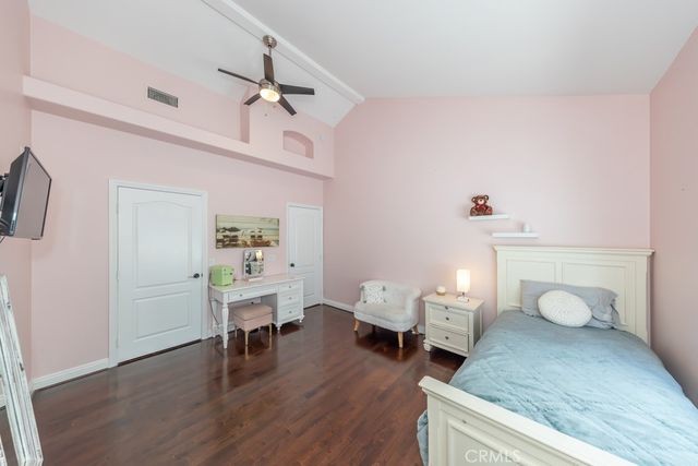 831 Frankfort Avenue, Huntington Beach, CA 92648