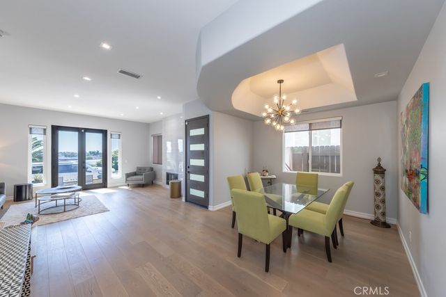 831 Frankfort Avenue, Huntington Beach, CA 92648