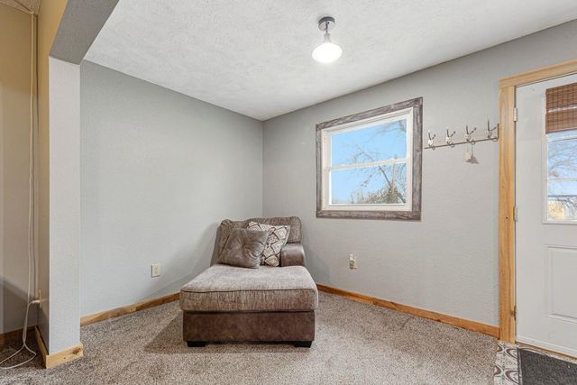 303 3rd Street N, Ellendale, MN 56026