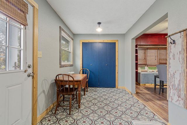 303 3rd Street N, Ellendale, MN 56026