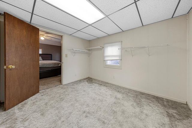 303 3rd Street N, Ellendale, MN 56026