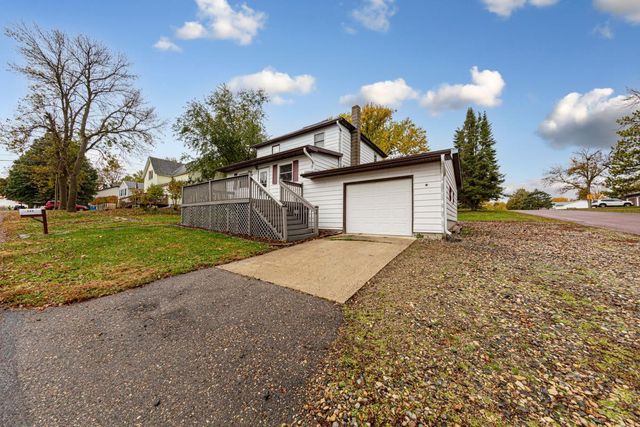 303 3rd Street N, Ellendale, MN 56026
