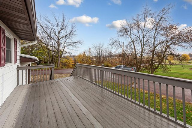 303 3rd Street N, Ellendale, MN 56026