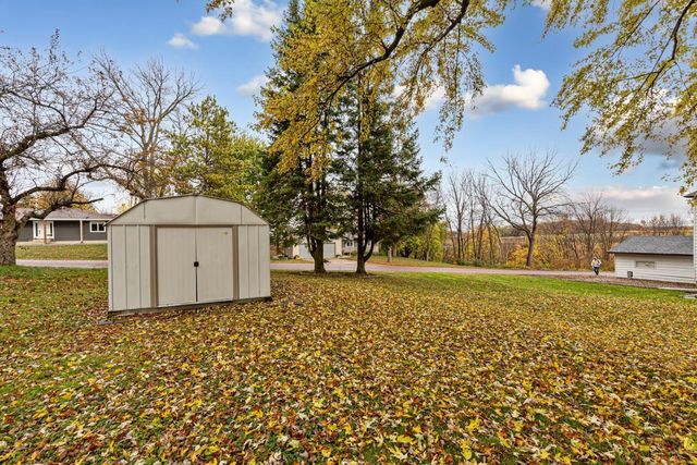 303 3rd Street N, Ellendale, MN 56026