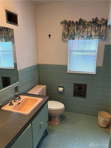 414 W Hudson Avenue, Dayton, OH 45406
