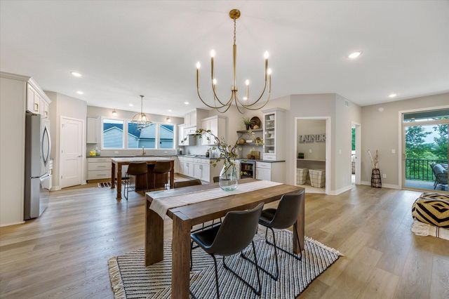 3278 SW Winfield Way, Prior Lake, MN 55372