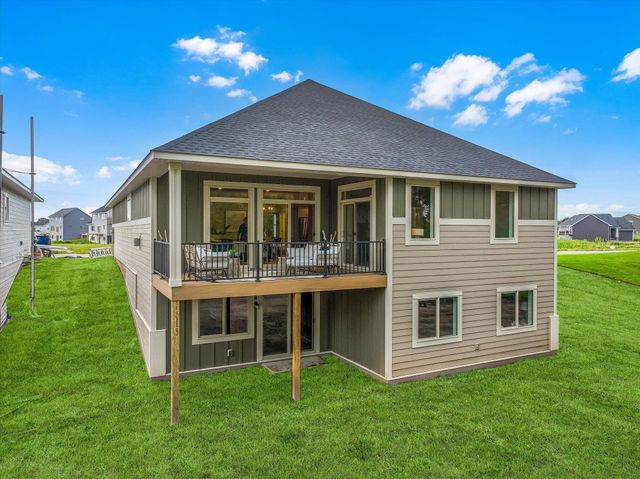 3278 SW Winfield Way, Prior Lake, MN 55372