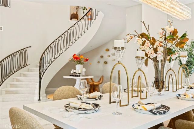 121 Panorama, Irvine, CA 92618