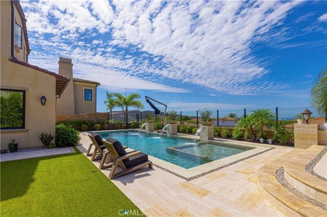 121 Panorama, Irvine, CA 92618