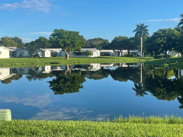 8543 NW 13th Court, Plantation, FL 33322