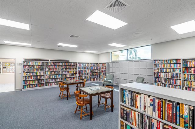 8543 NW 13th Court, Plantation, FL 33322