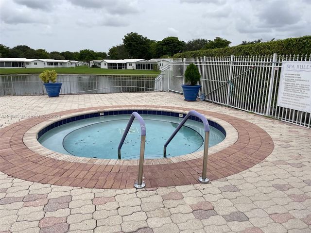 8543 NW 13th Court, Plantation, FL 33322