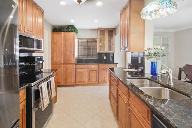8543 NW 13th Court, Plantation, FL 33322